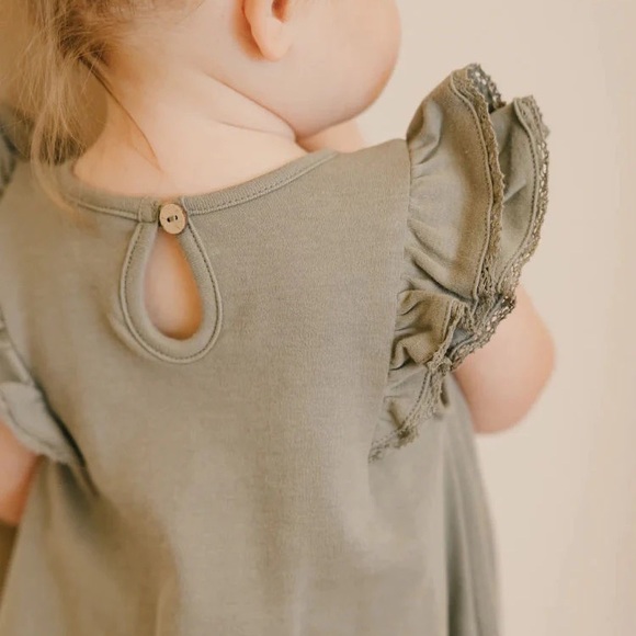 🆕 Quincy Mae 💚 Flutter Dress 6-12M NWT - Picture 4 of 5